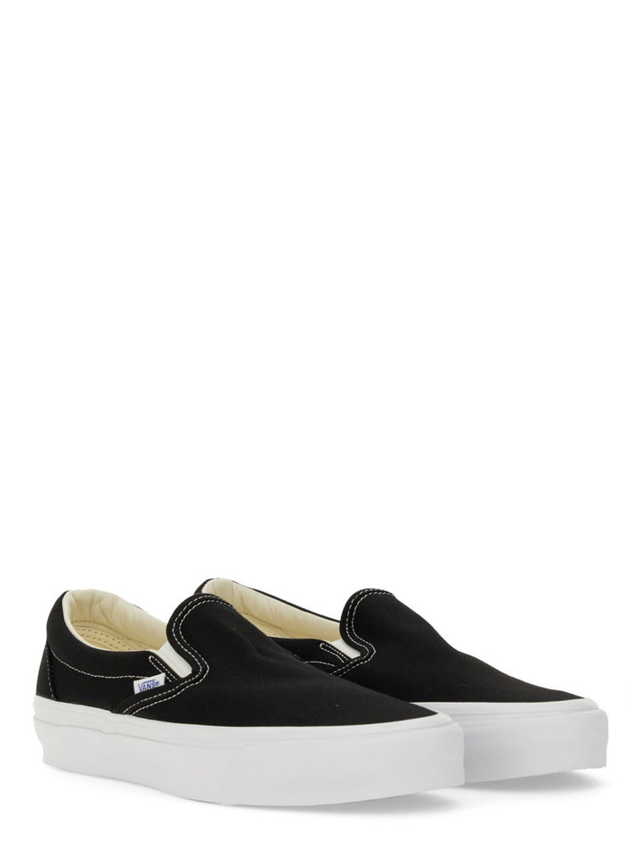Vans Sneakers - Black | Wanan Luxury