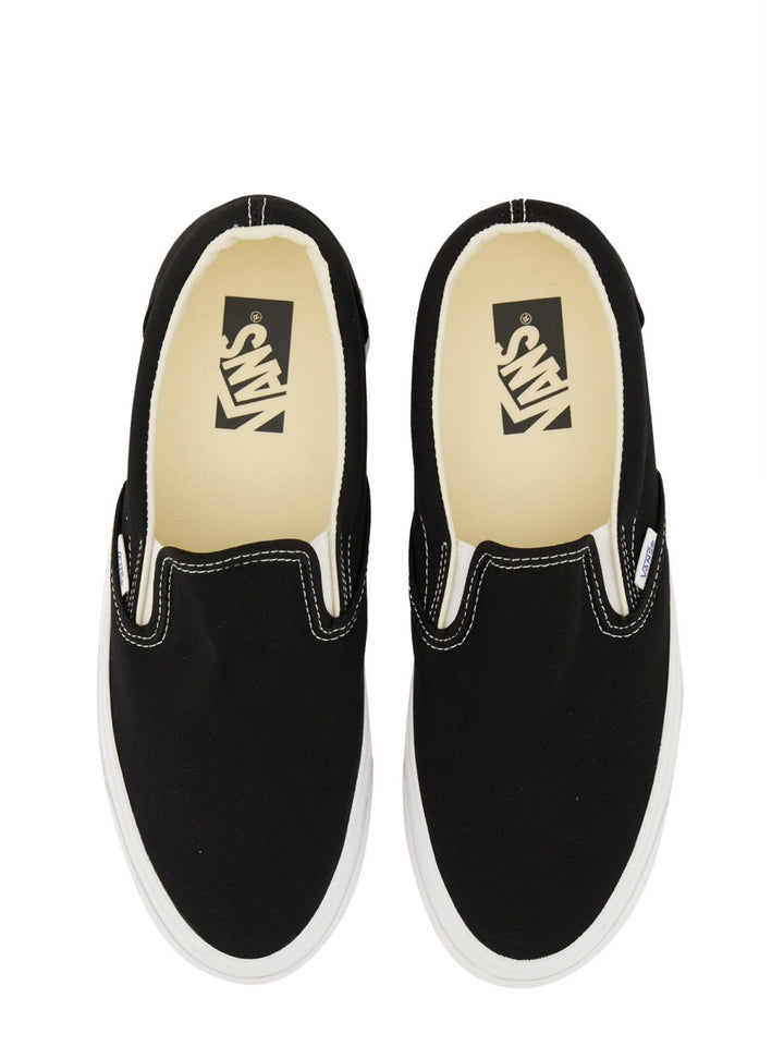 Vans Sneakers - Black | Wanan Luxury