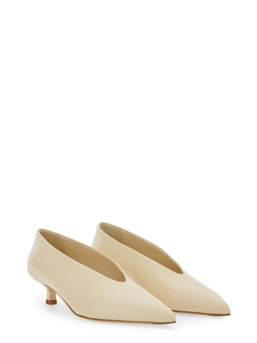 Aeyde pumps - White | Wanan Luxury