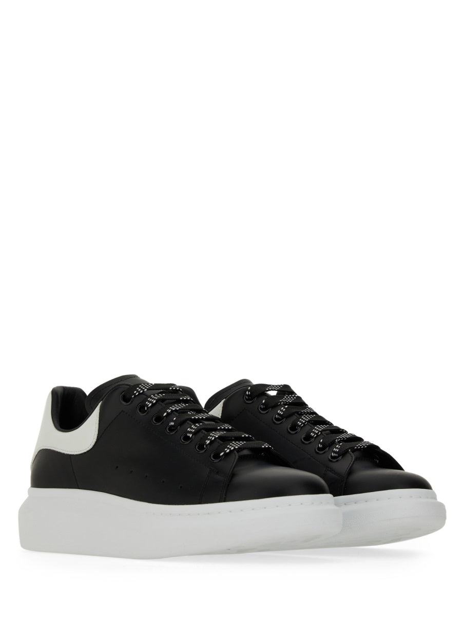 Alexander McQueen Sneakers - Black | Wanan Luxury