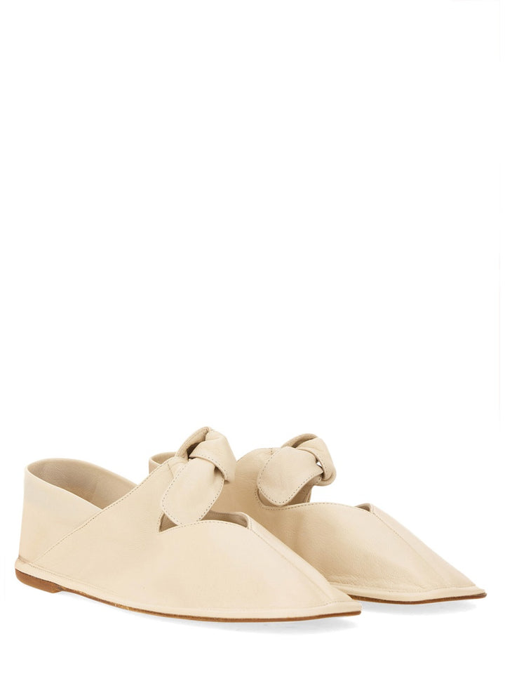 Hereu Flat Shoes - Ivory | 07d5f9ee44420f6a3e7cf2616b73386346094098