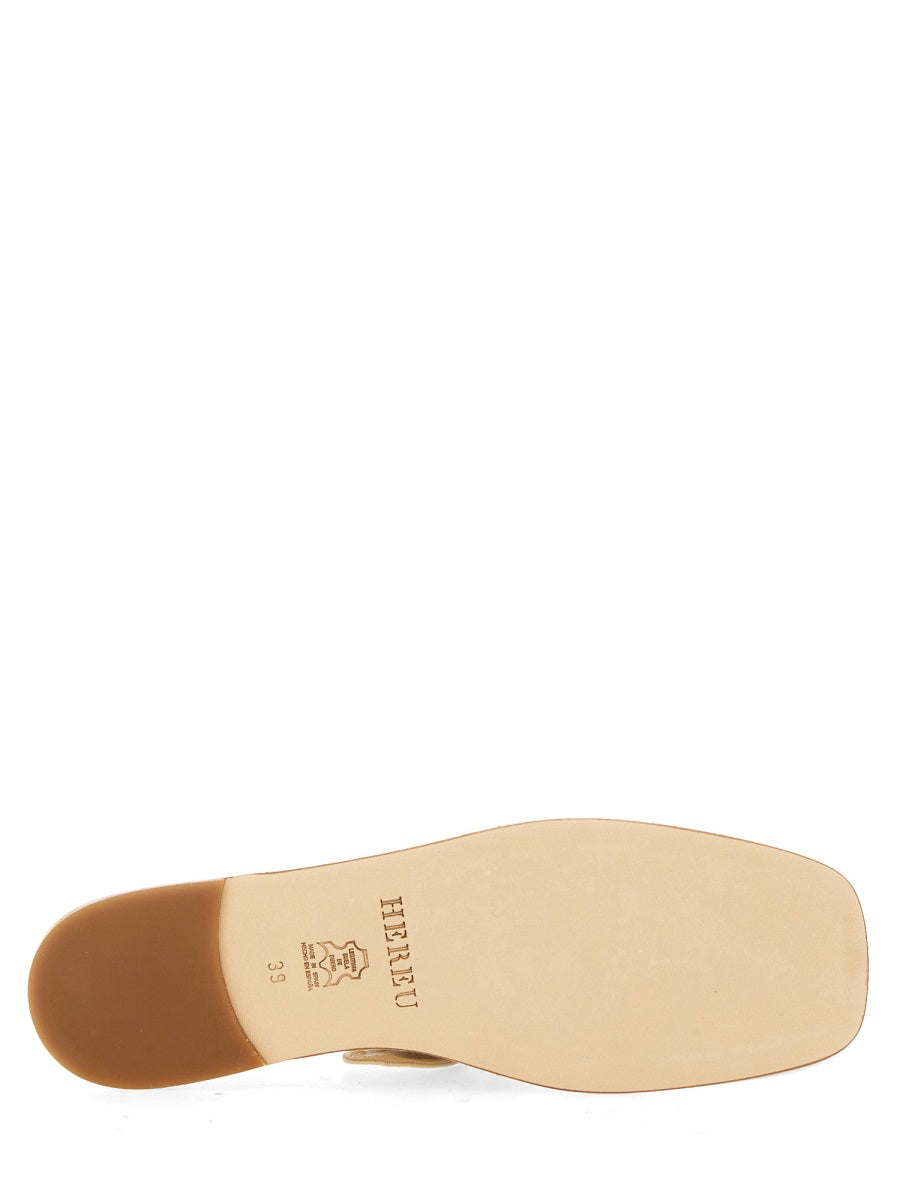 Hereu Flat Shoes - Ivory | 12f3c6881c4b30f4dc1640d613e21a1cbe8d446e