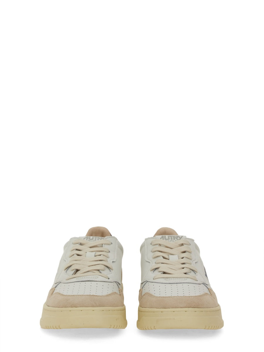 Autry Sneakers - White | Wanan Luxury