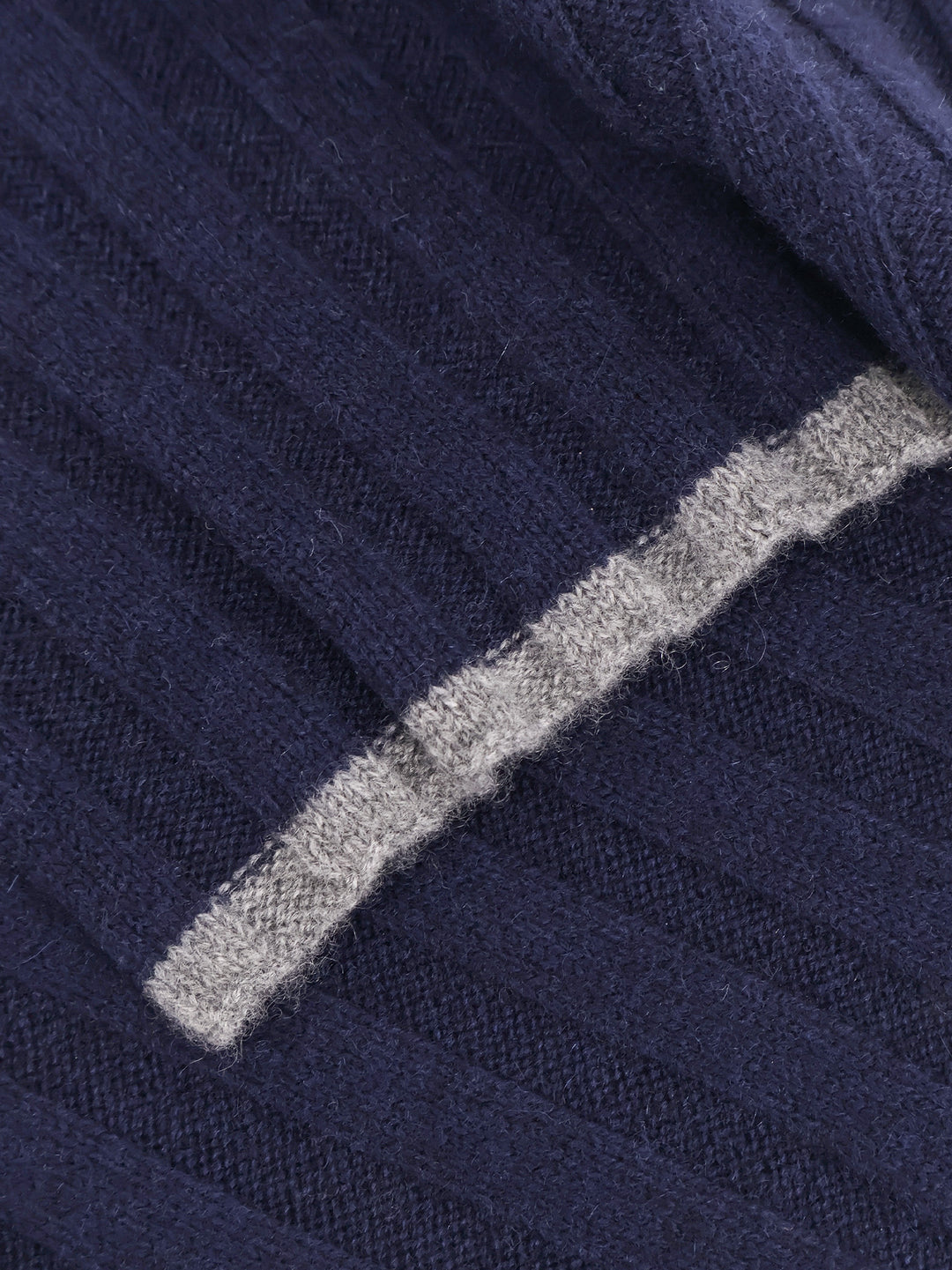 Brunello Cucinelli Scarfs - DEEP BLUE | b1e6c8a004856d5c1cfb74e9447afbd8006e5e1a