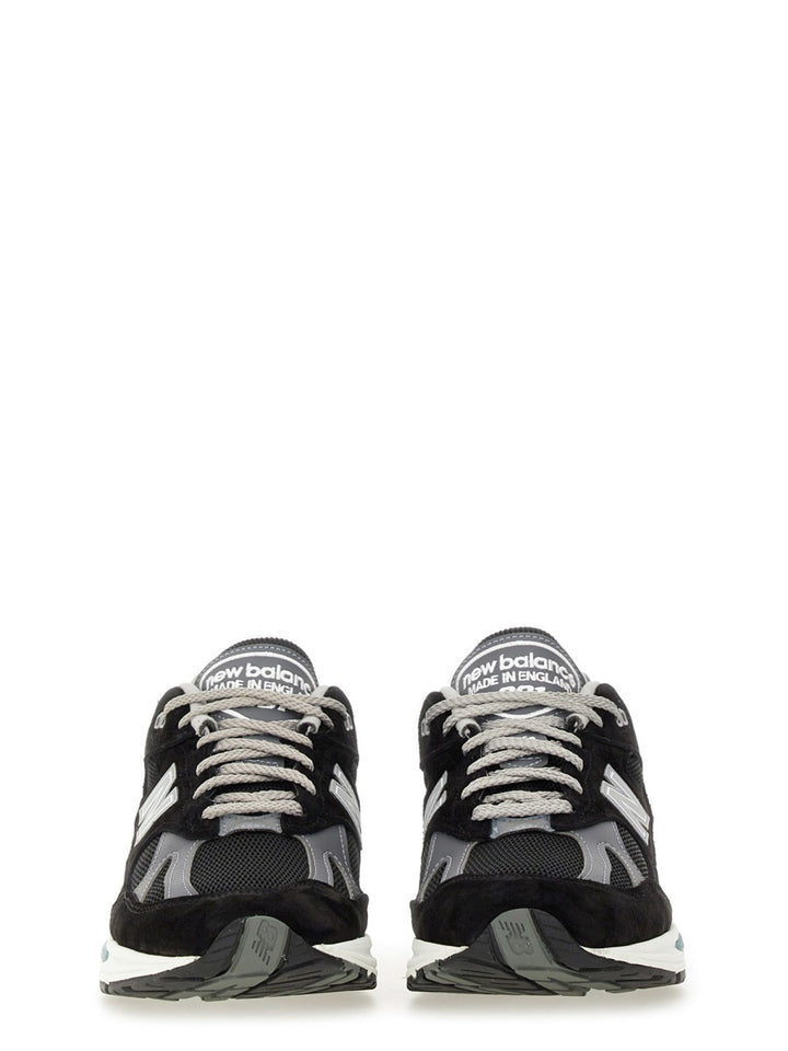 New Balance Sneakers - Black | Wanan Luxury