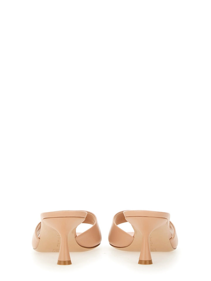 Gianvito Rossi pumps - Neutral | Wanan Luxury