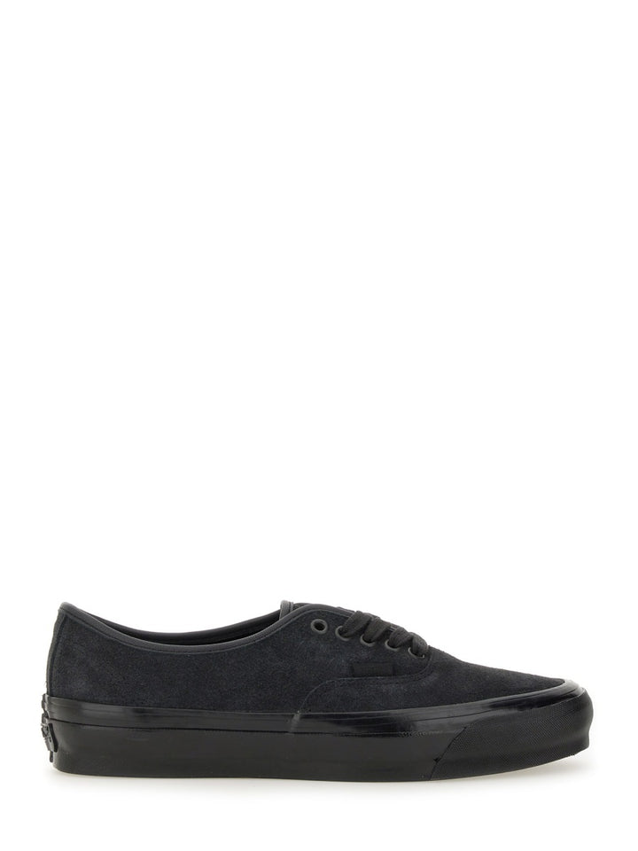 Vans Sneakers - Black | Wanan Luxury