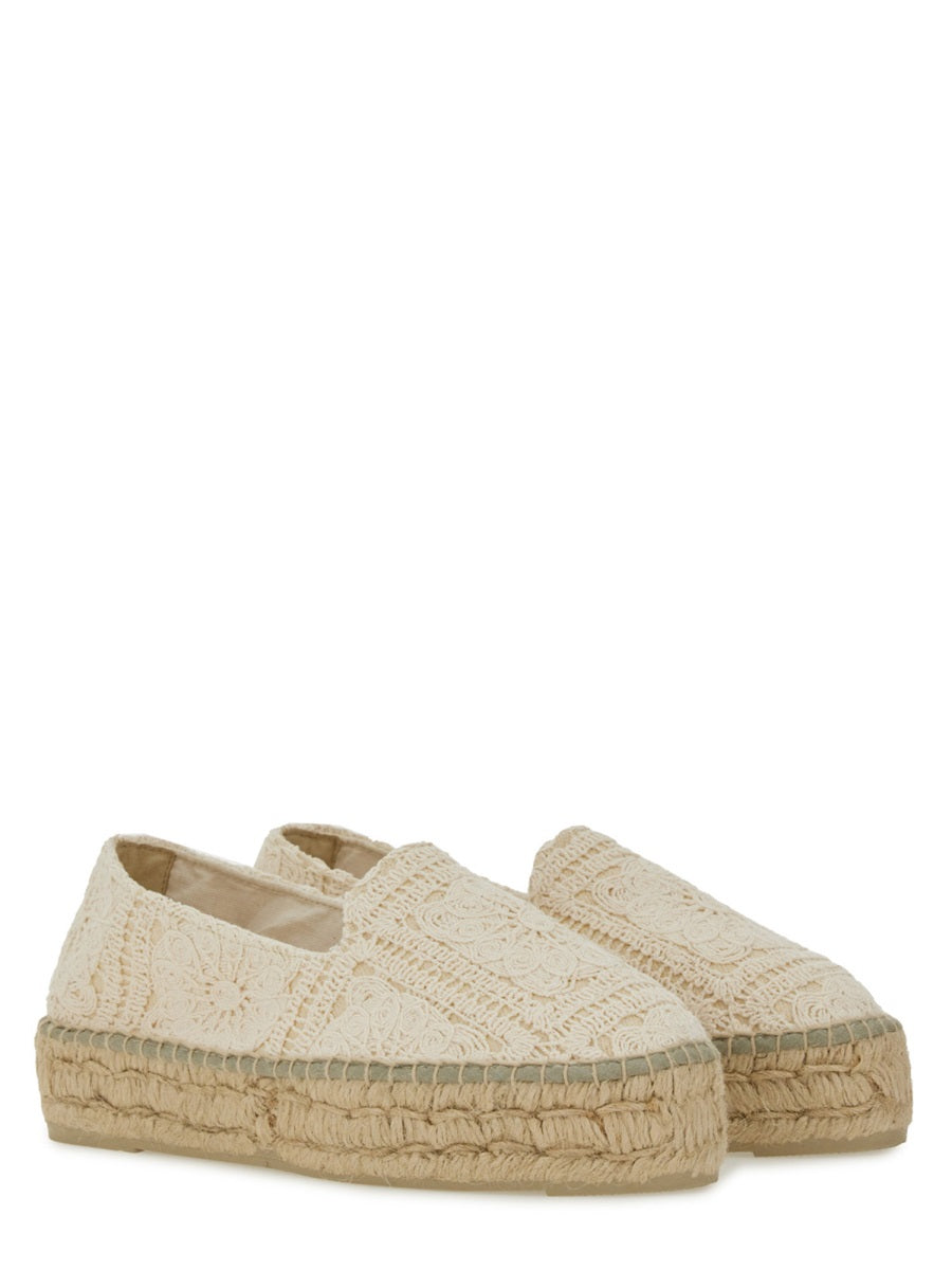 Manebí Flat Shoes - Beige | Wanan Luxury