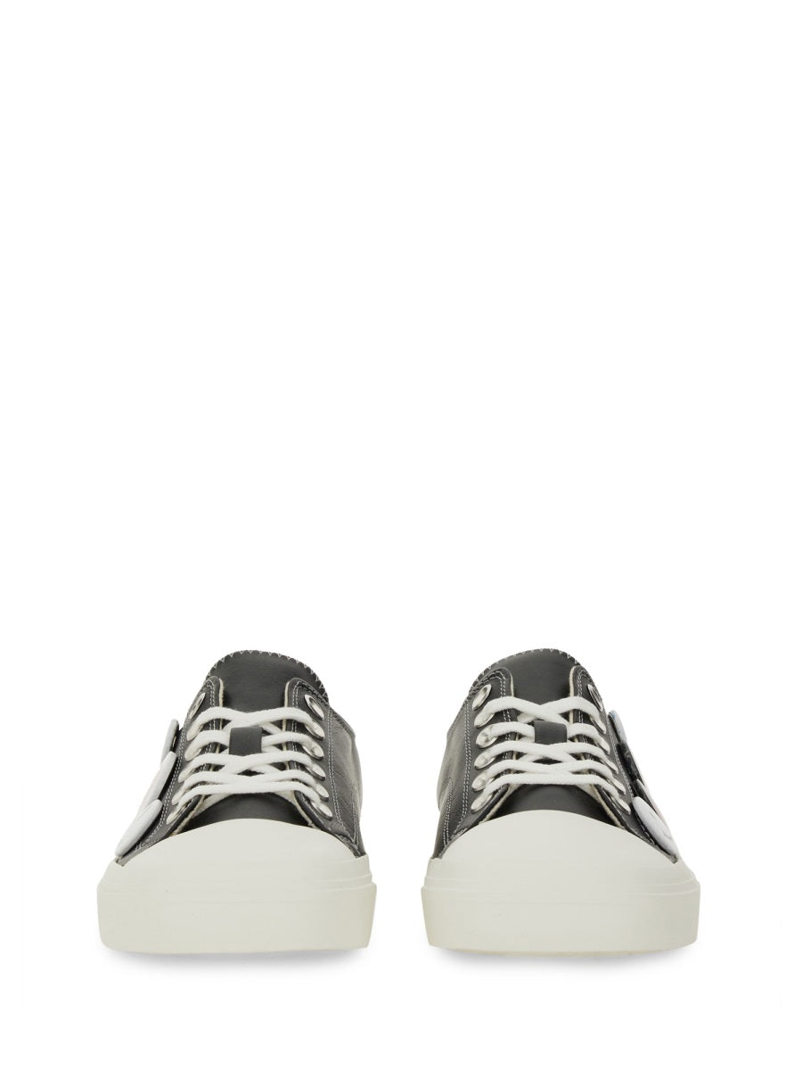 Moschino Sneakers - Black | Wanan Luxury