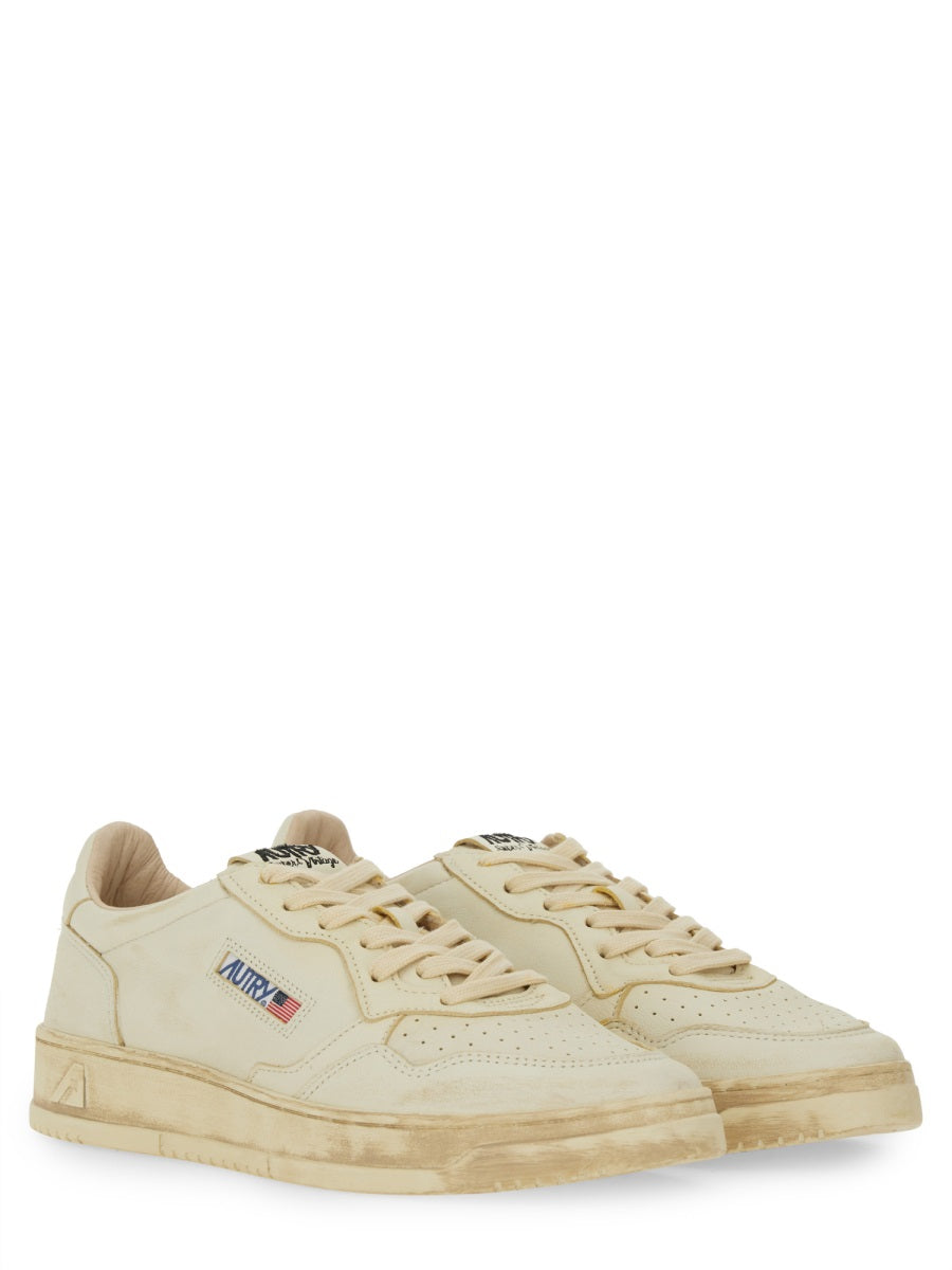 Autry Sneakers - White | Wanan Luxury