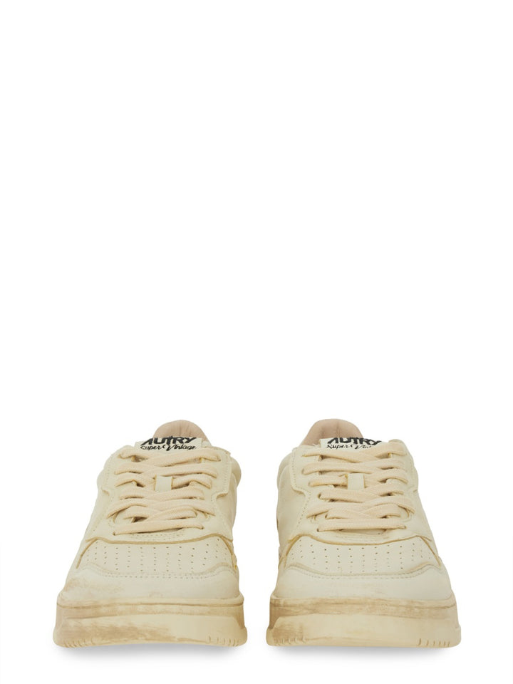 Autry Sneakers - White | Wanan Luxury