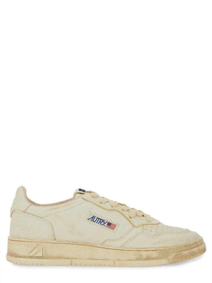 Autry Sneakers - White | Wanan Luxury