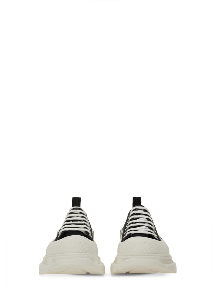 Alexander McQueen Sneakers - Black | Wanan Luxury