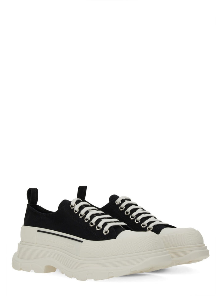 Alexander McQueen Sneakers - Black | Wanan Luxury