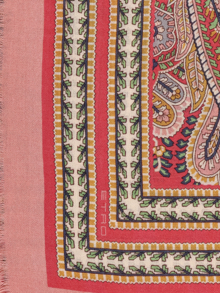 Etro Scarfs - Light and natural | d5c8c9e048aa079d97ece0db6c718e35e7ea8aa1