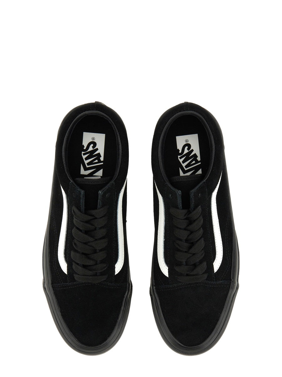 Vans Sneakers - Black | Wanan Luxury