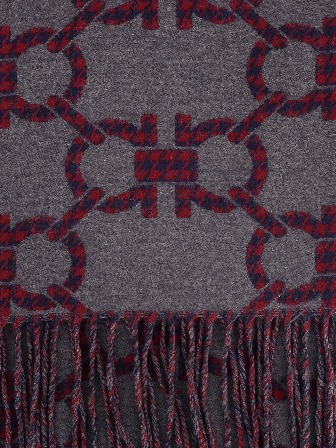 Ferragamo Scarfs - Blacks and greys | 08c17981dec72570b3195eb776c0eddc2fca1de9