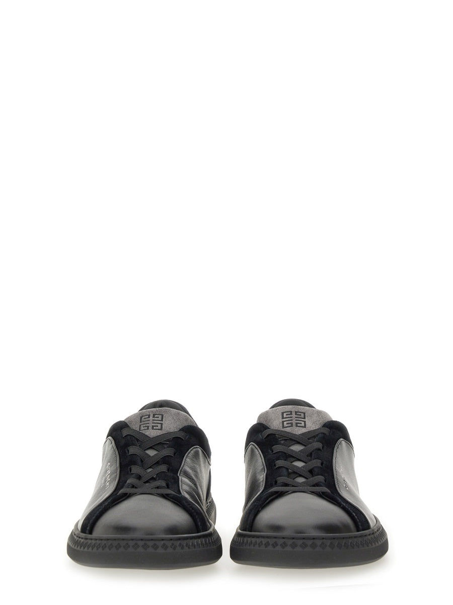 Givenchy Sneakers - Black | Wanan Luxury