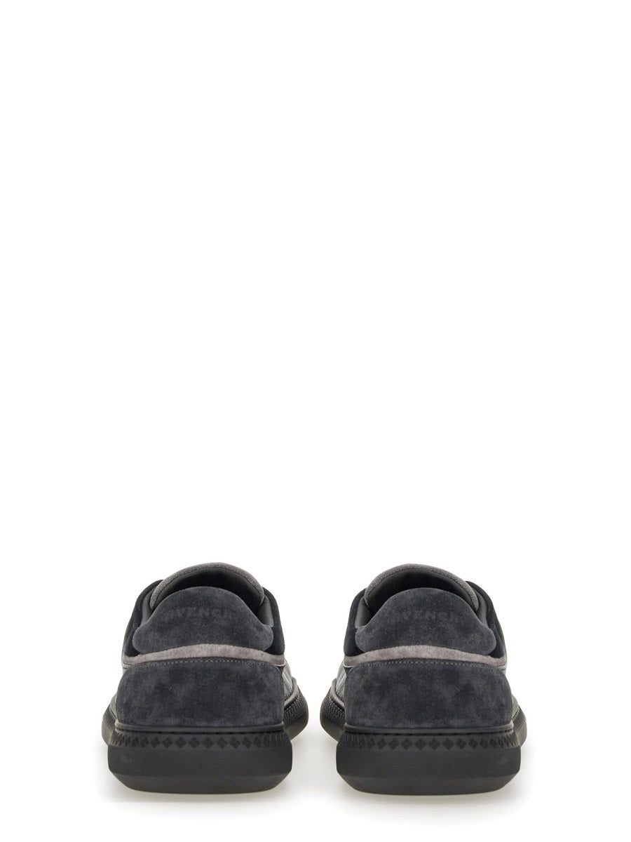 Givenchy Sneakers - Black | Wanan Luxury