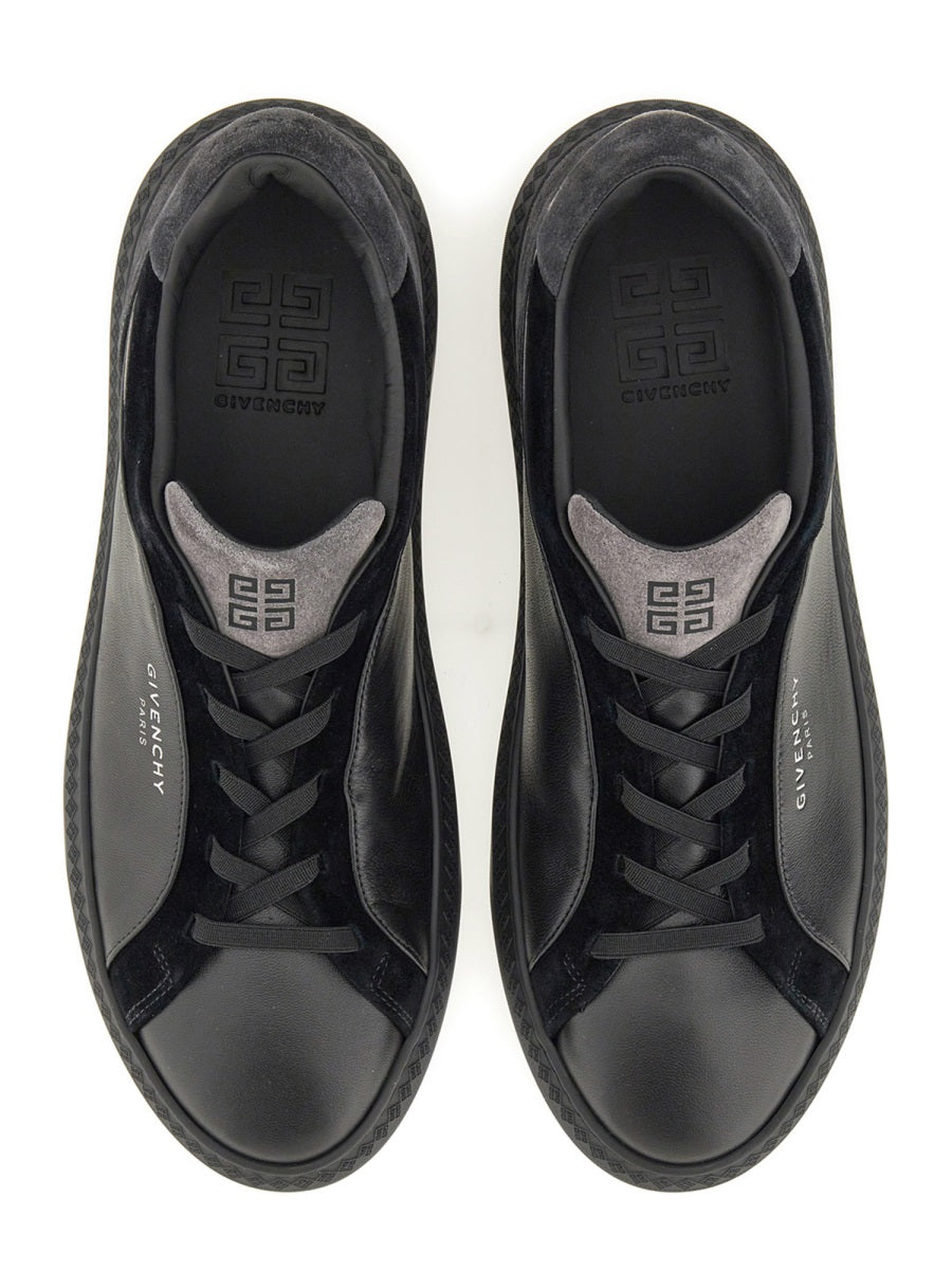 Givenchy Sneakers - Black | Wanan Luxury
