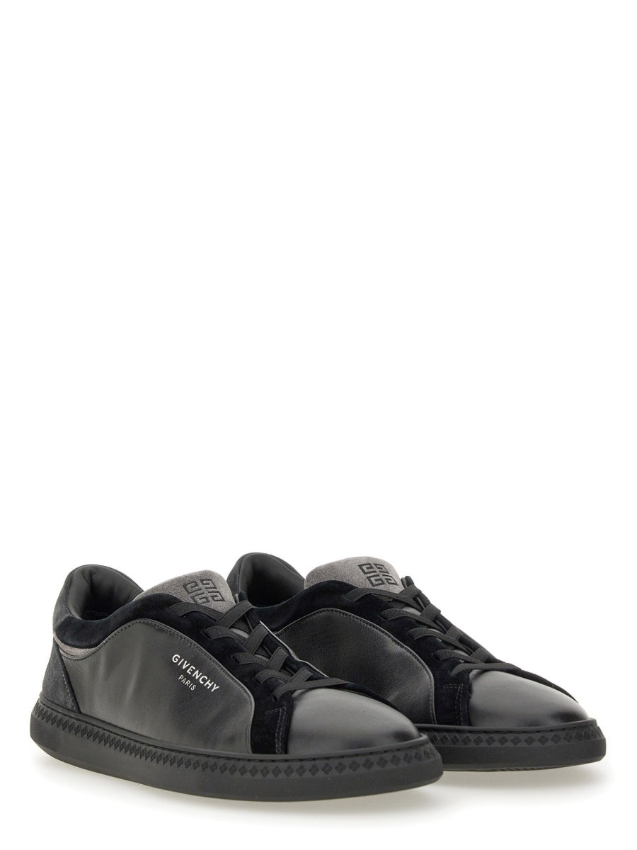 Givenchy Sneakers - Black | Wanan Luxury