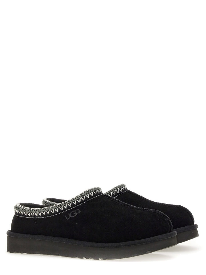 UGG Flat Shoes - Black | Wanan Luxury