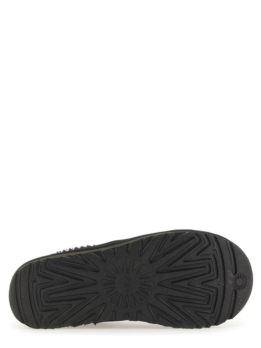 UGG Flat Shoes - Black | Wanan Luxury