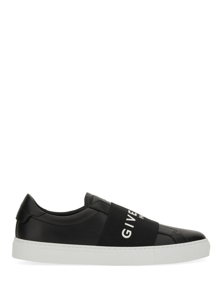 Givenchy Sneakers - Black | Wanan Luxury