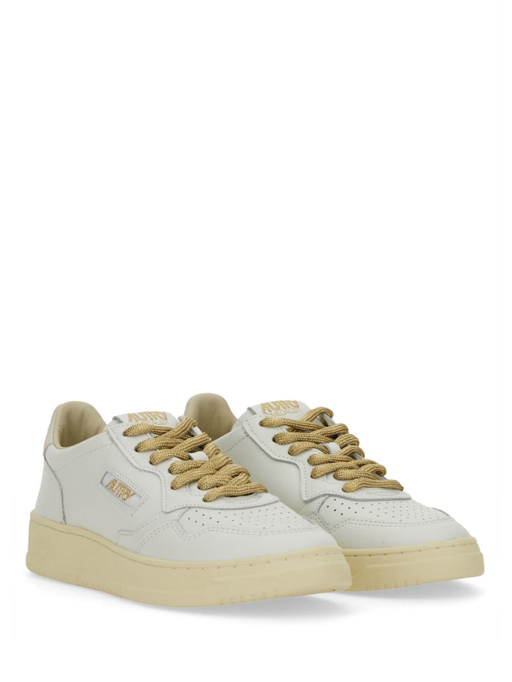 Autry Sneakers - White | Wanan Luxury