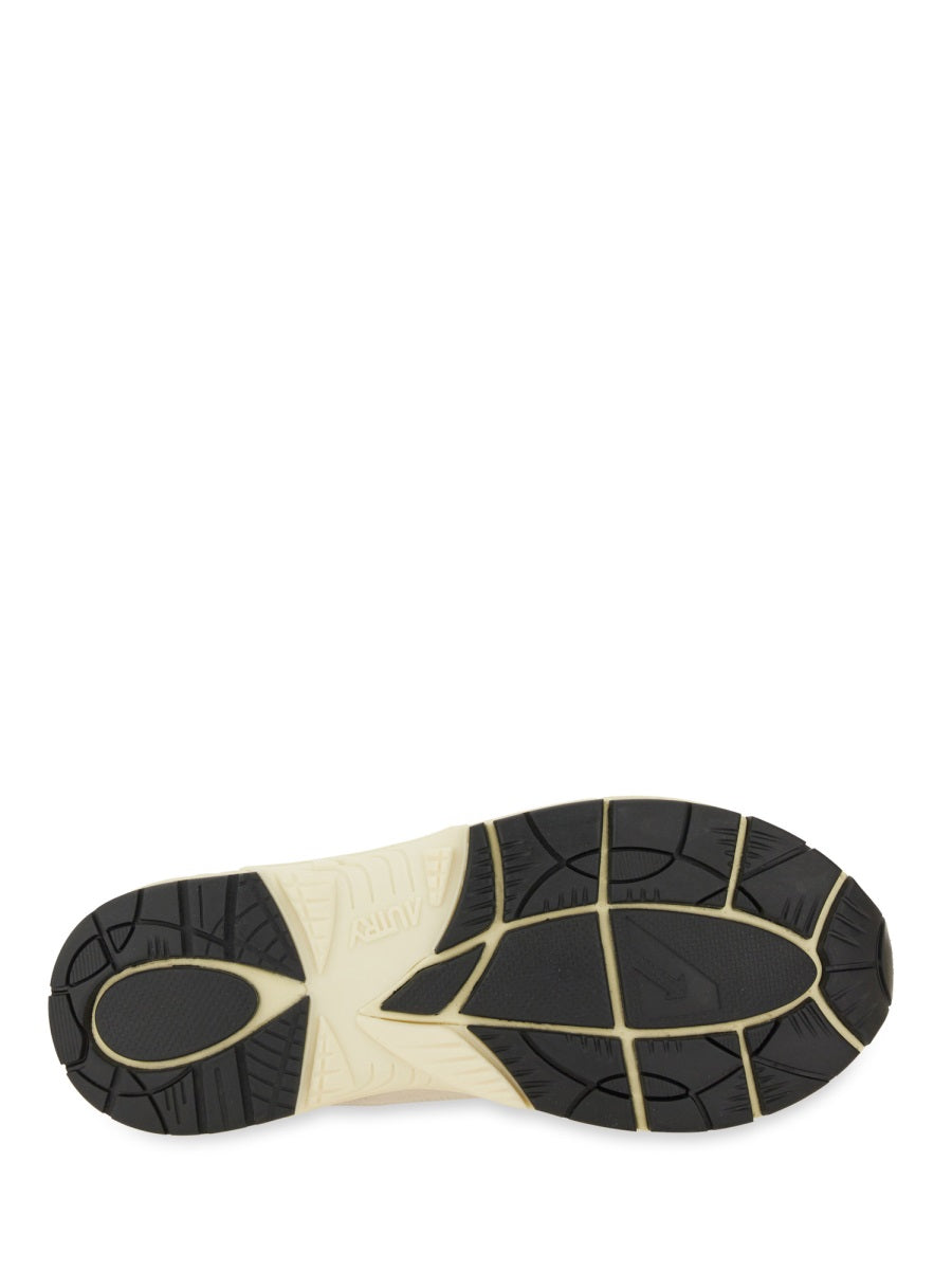 Autry Sneakers - White | Wanan Luxury