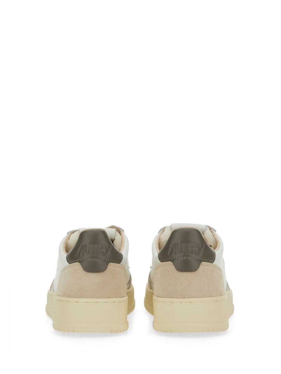 Autry Sneakers - White | Wanan Luxury