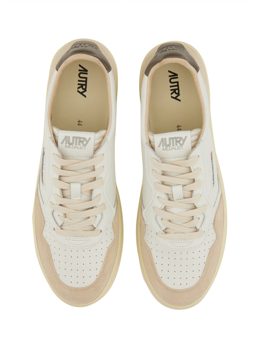Autry Sneakers - White | Wanan Luxury