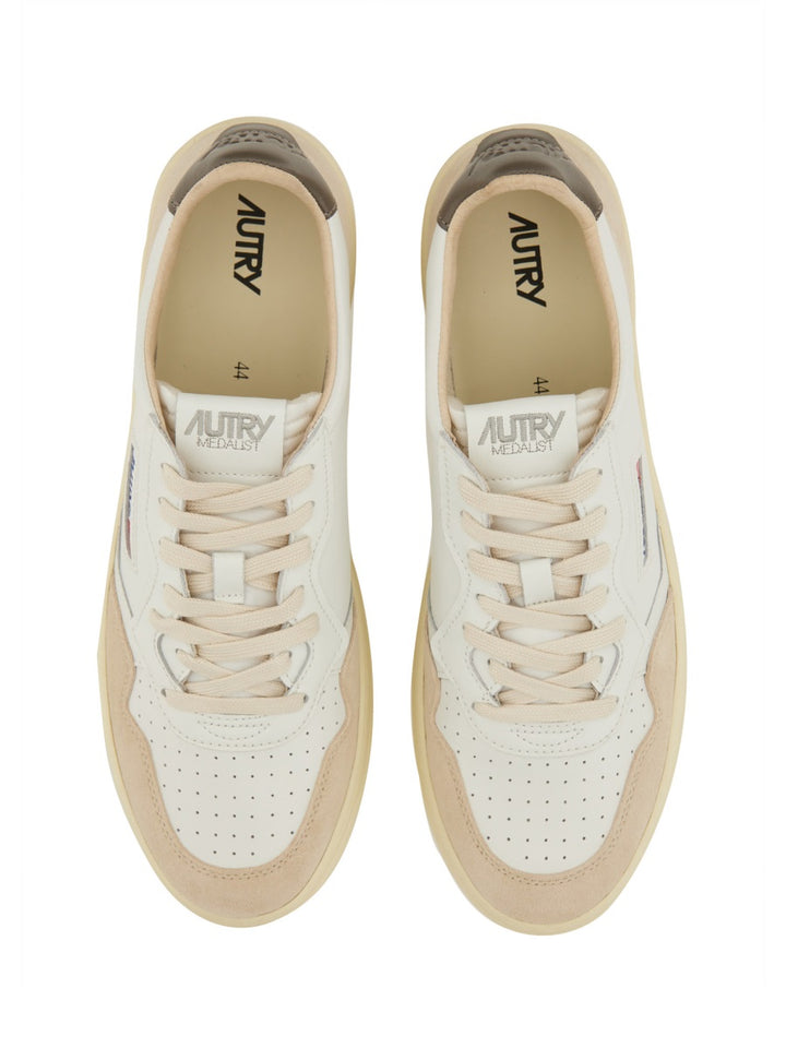 Autry Sneakers - White | Wanan Luxury