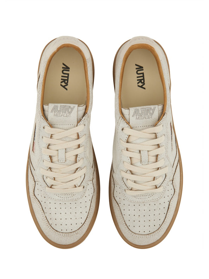 Autry Sneakers - White | Wanan Luxury