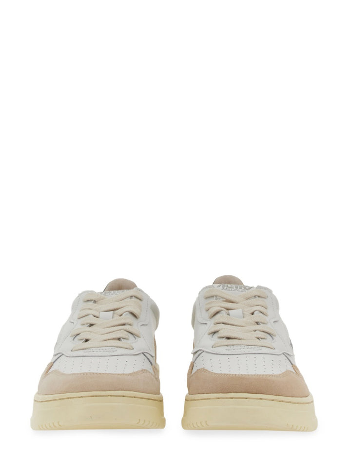 Autry Sneakers - White | Wanan Luxury