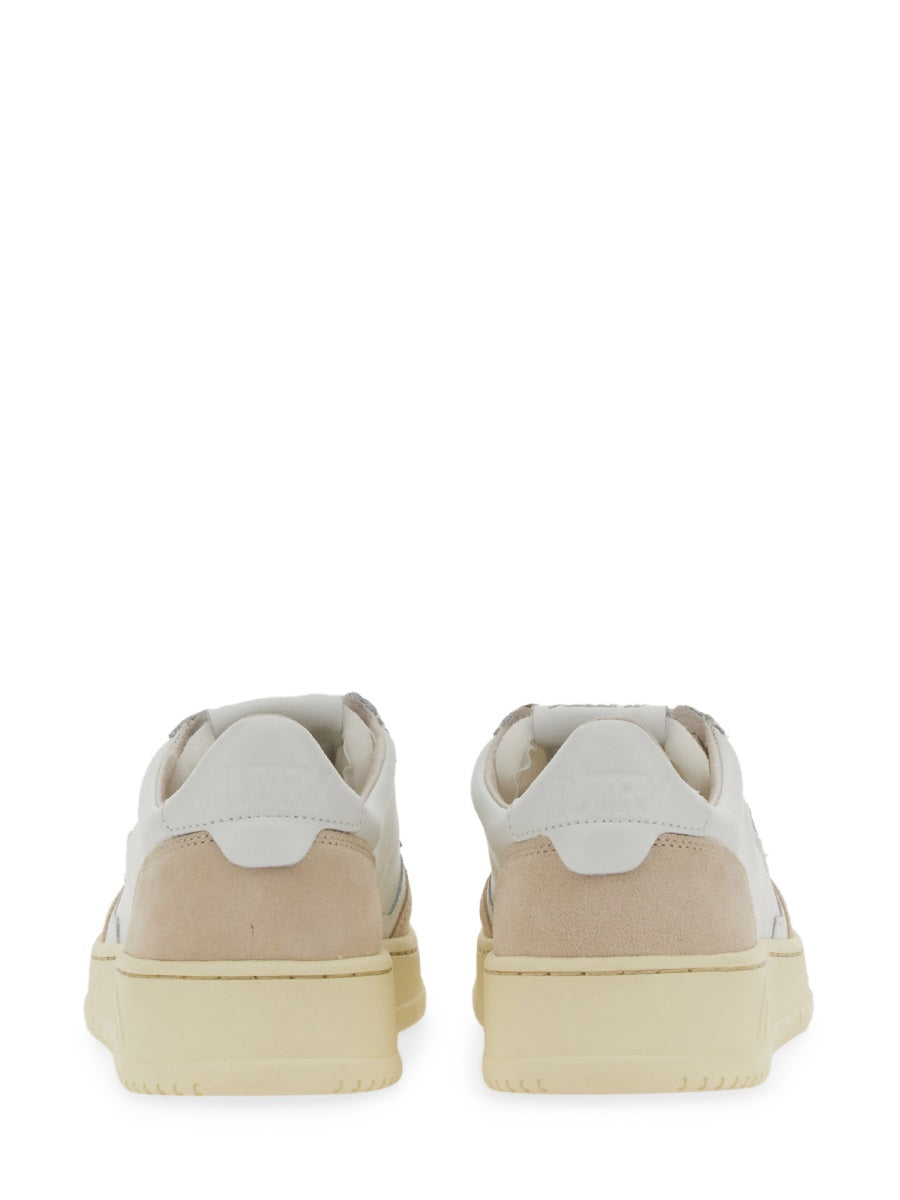 Autry Sneakers - White | Wanan Luxury