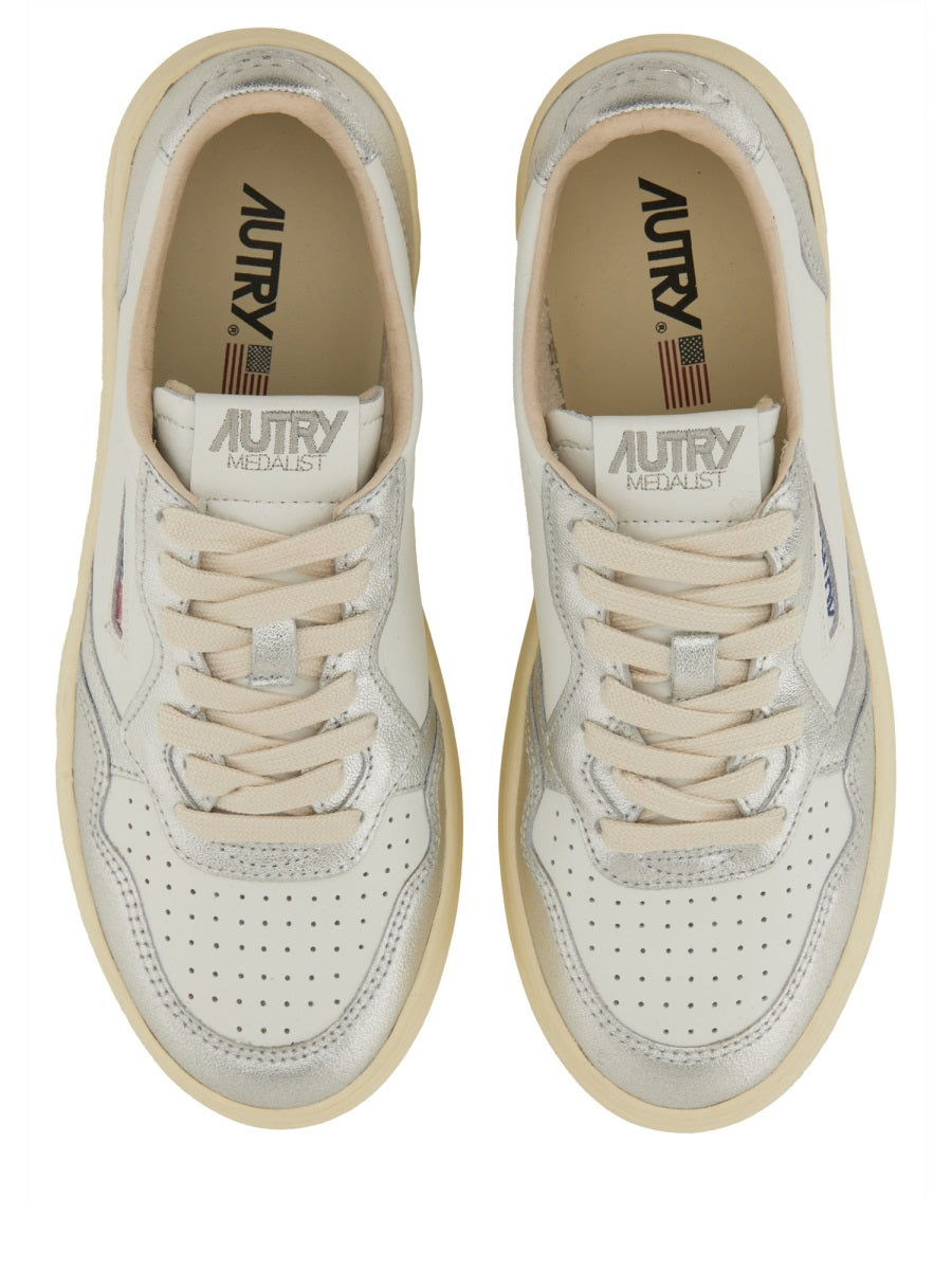 Autry Sneakers - Silver | Wanan Luxury