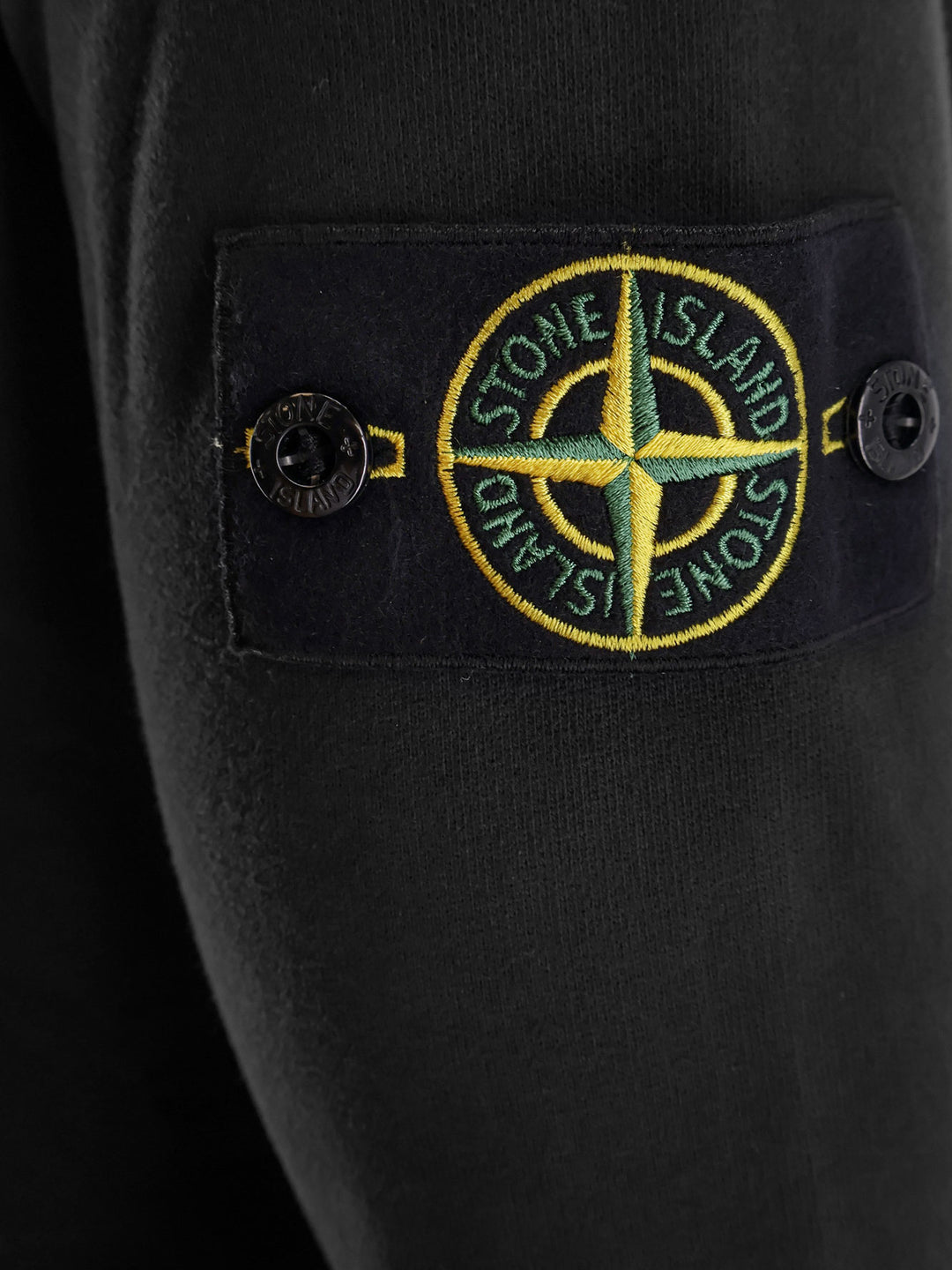 Stone Island Sweaters - Blacks and greys | 95e74a2cac3f8282d750aca37a5163dbfeac1910