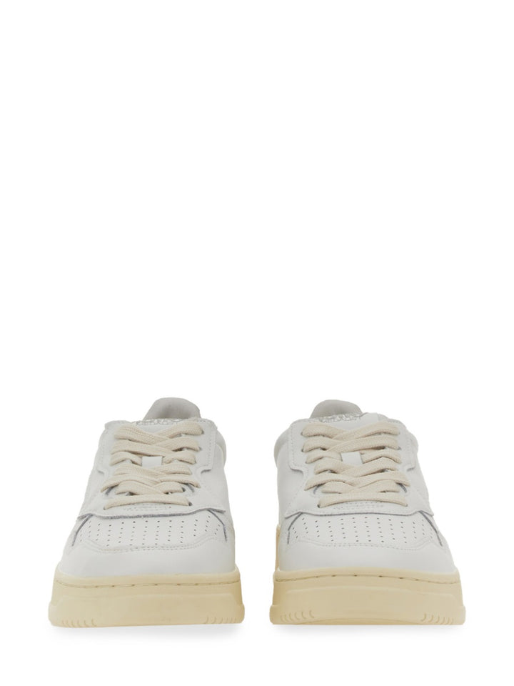 Autry Sneakers - White | Wanan Luxury