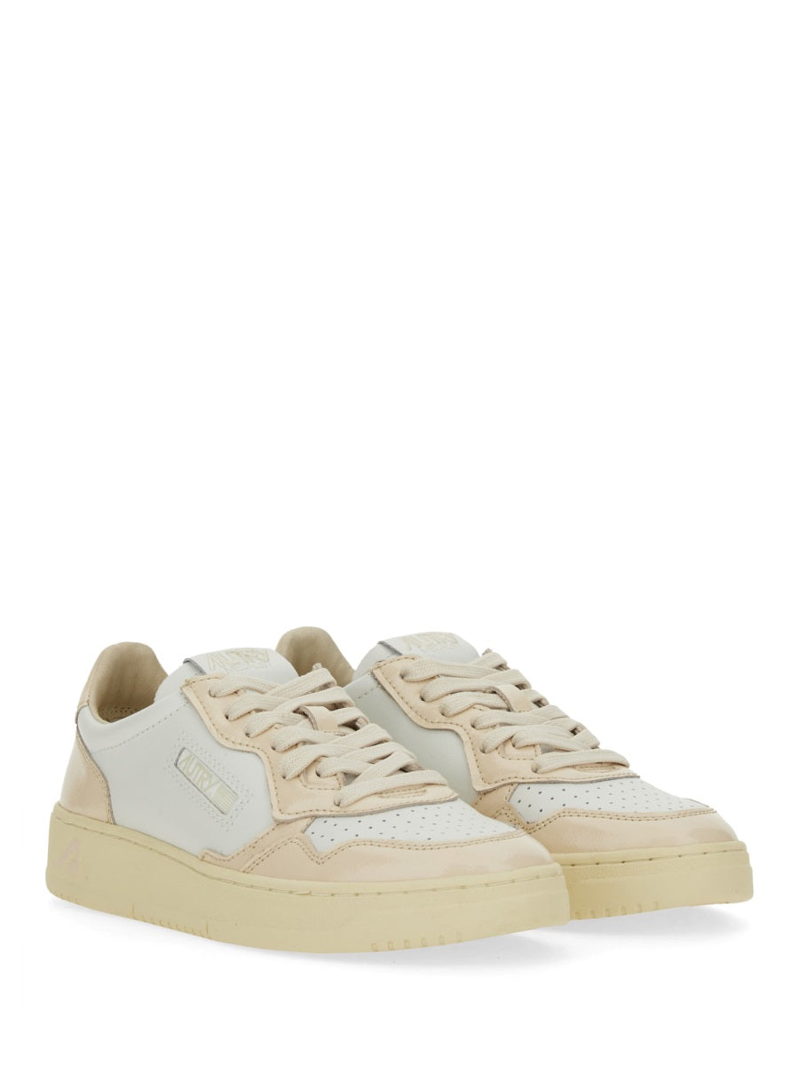Autry Sneakers - White | Wanan Luxury
