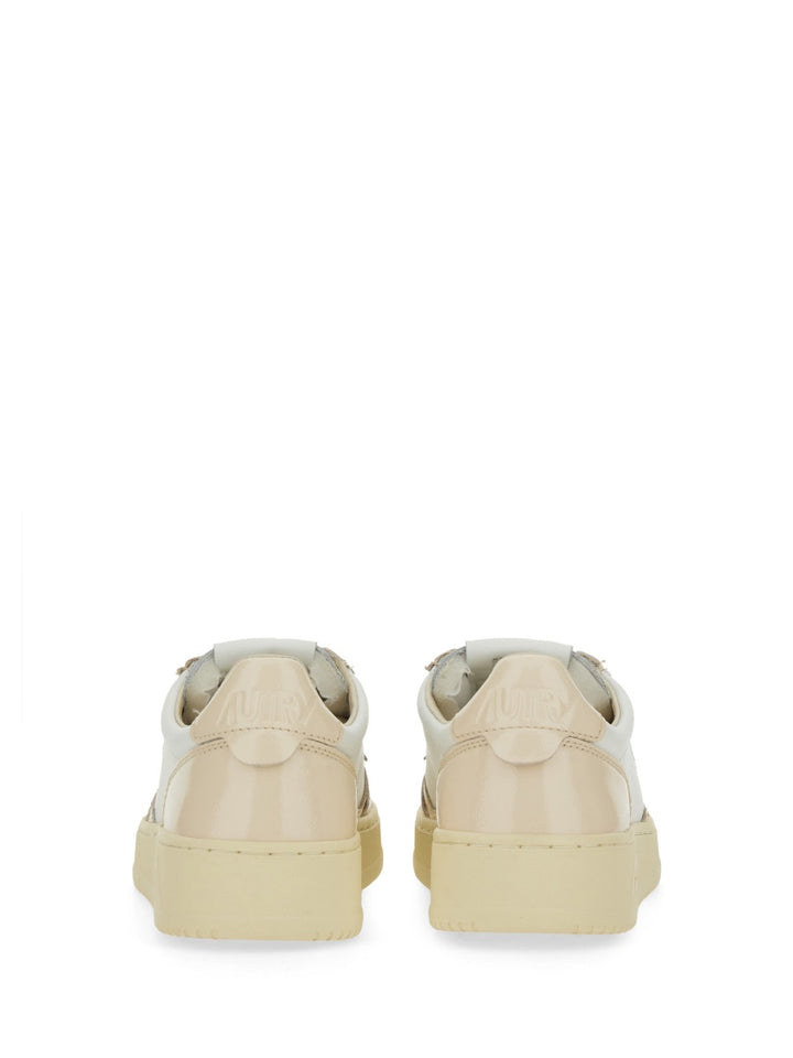 Autry Sneakers - White | Wanan Luxury