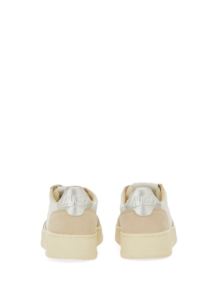 Autry Sneakers - White | Wanan Luxury