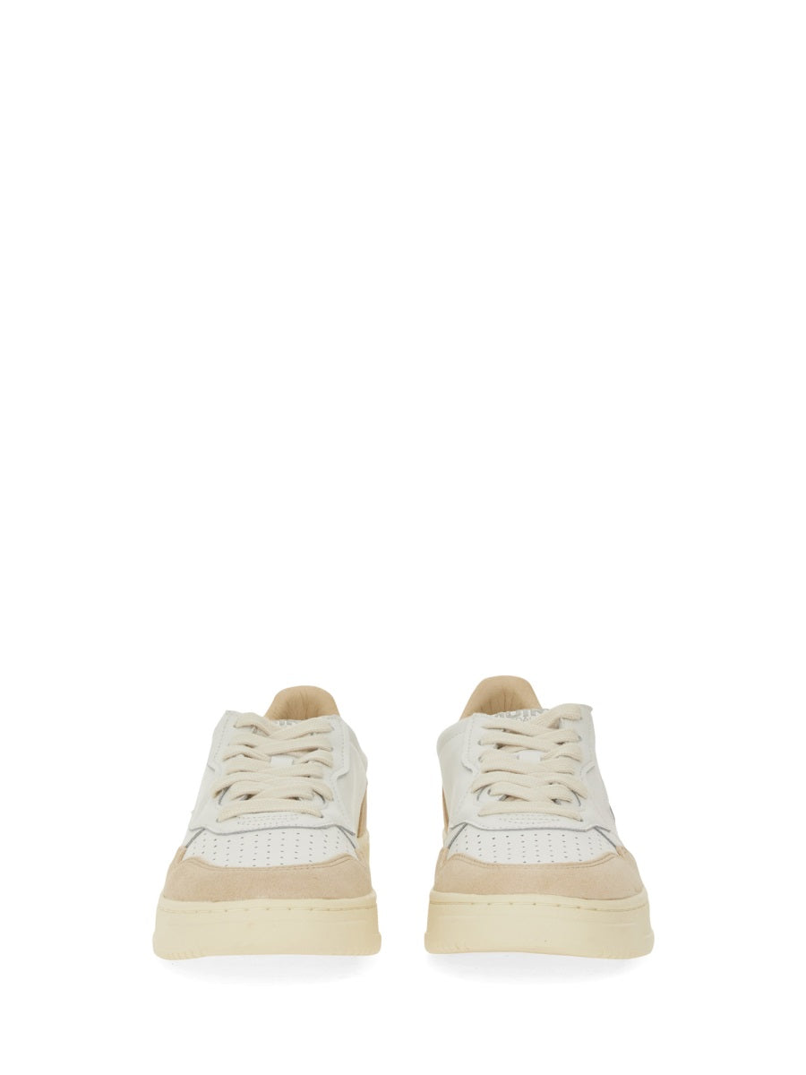 Autry Sneakers - White | Wanan Luxury