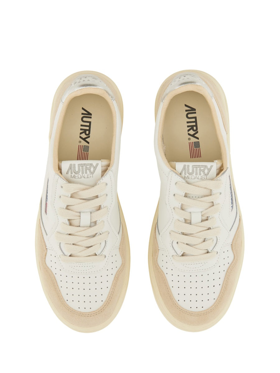 Autry Sneakers - White | Wanan Luxury