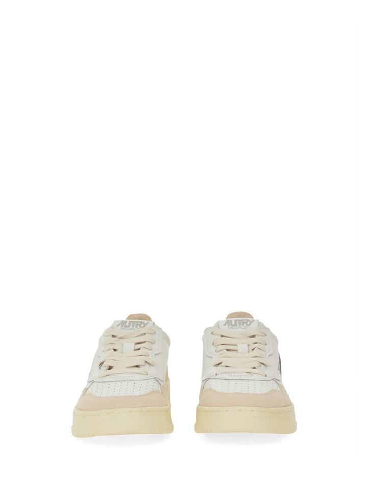 Autry Sneakers - White | Wanan Luxury