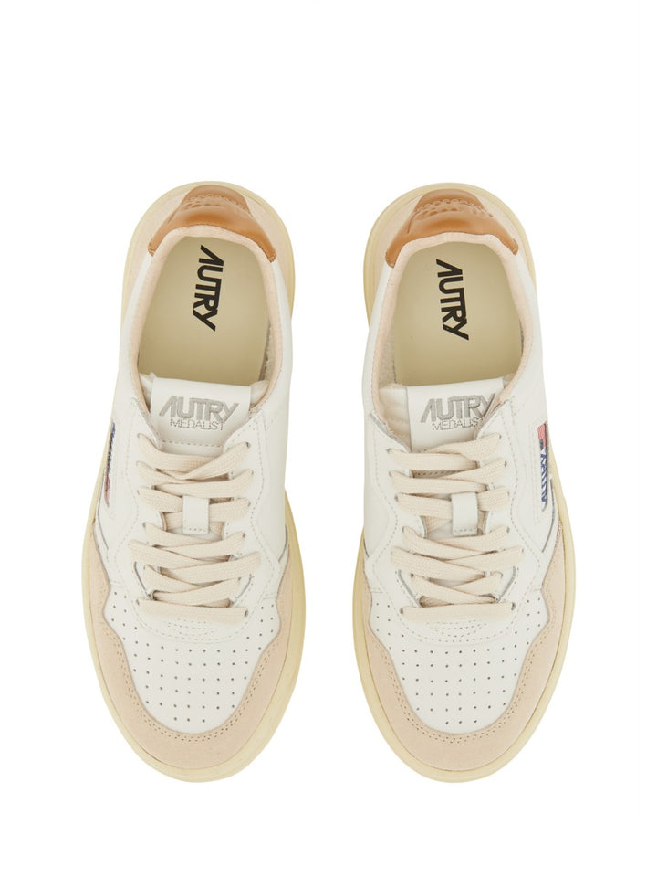 Autry Sneakers - White | Wanan Luxury