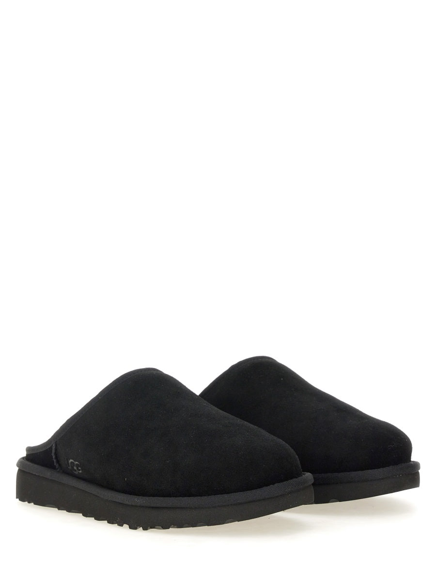 UGG Flat Shoes - Black | Wanan Luxury