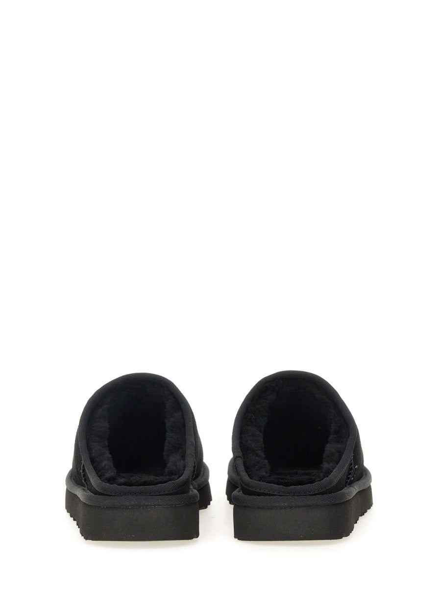 UGG Flat Shoes - Black | Wanan Luxury