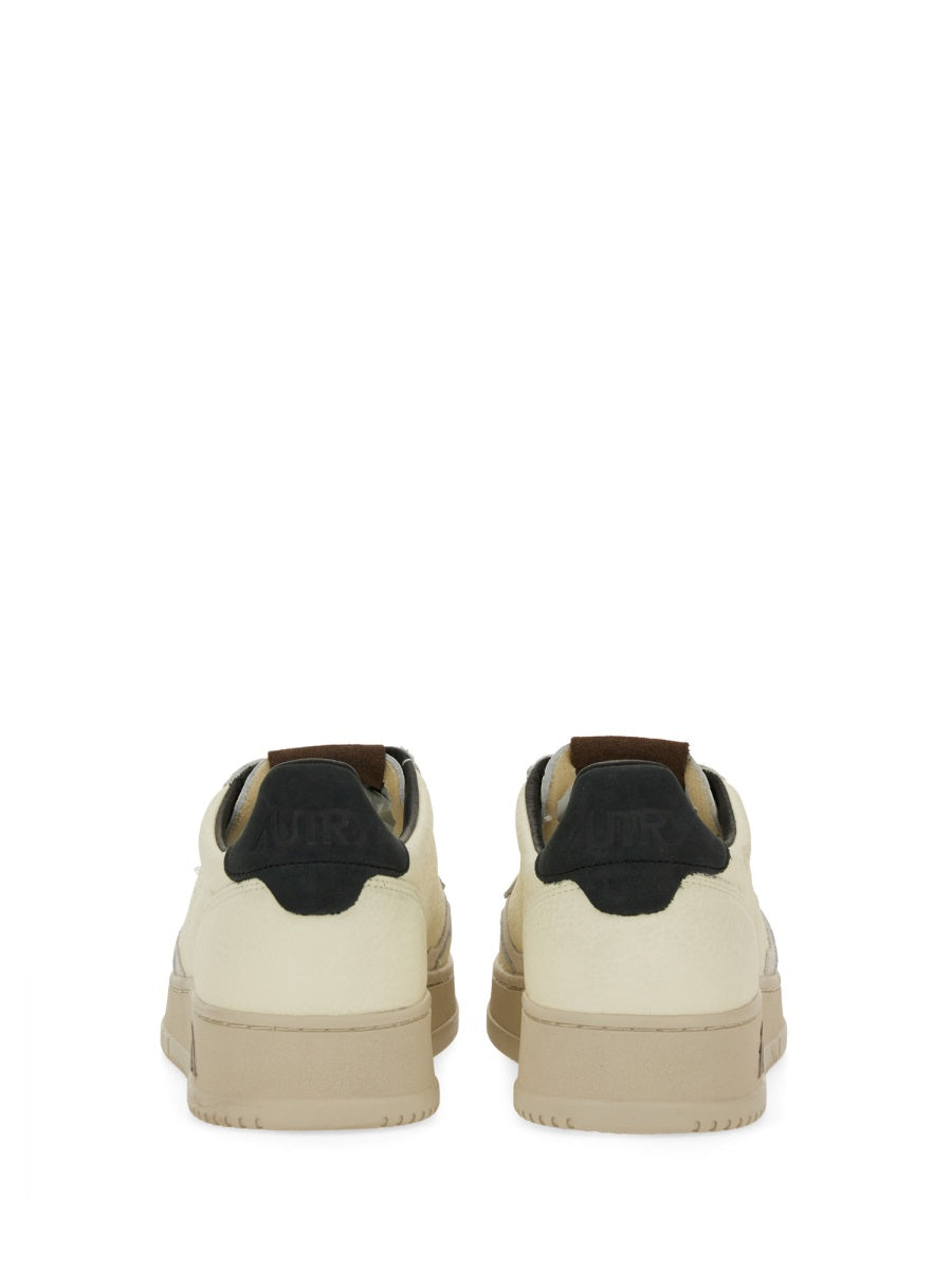Autry Sneakers - White | Wanan Luxury
