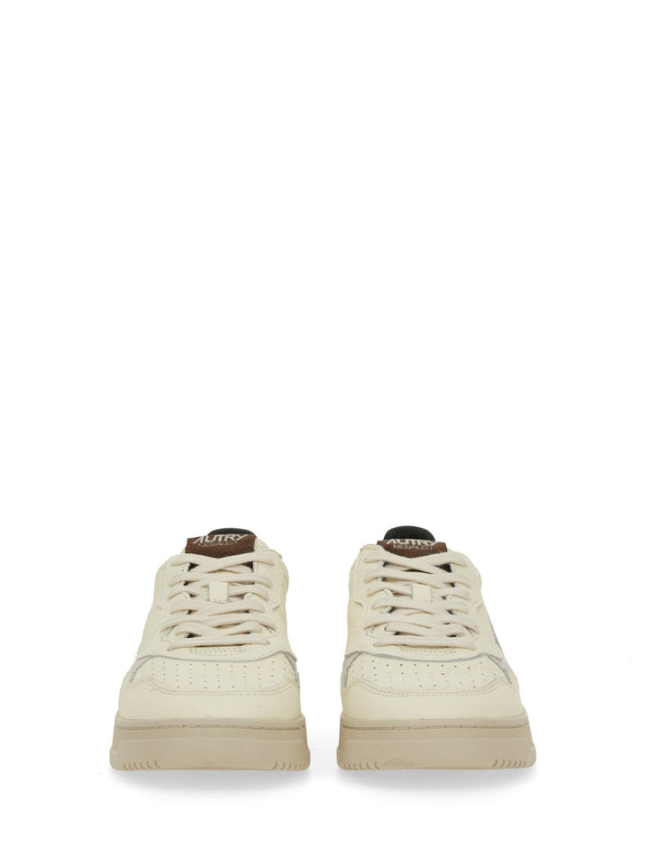 Autry Sneakers - White | Wanan Luxury